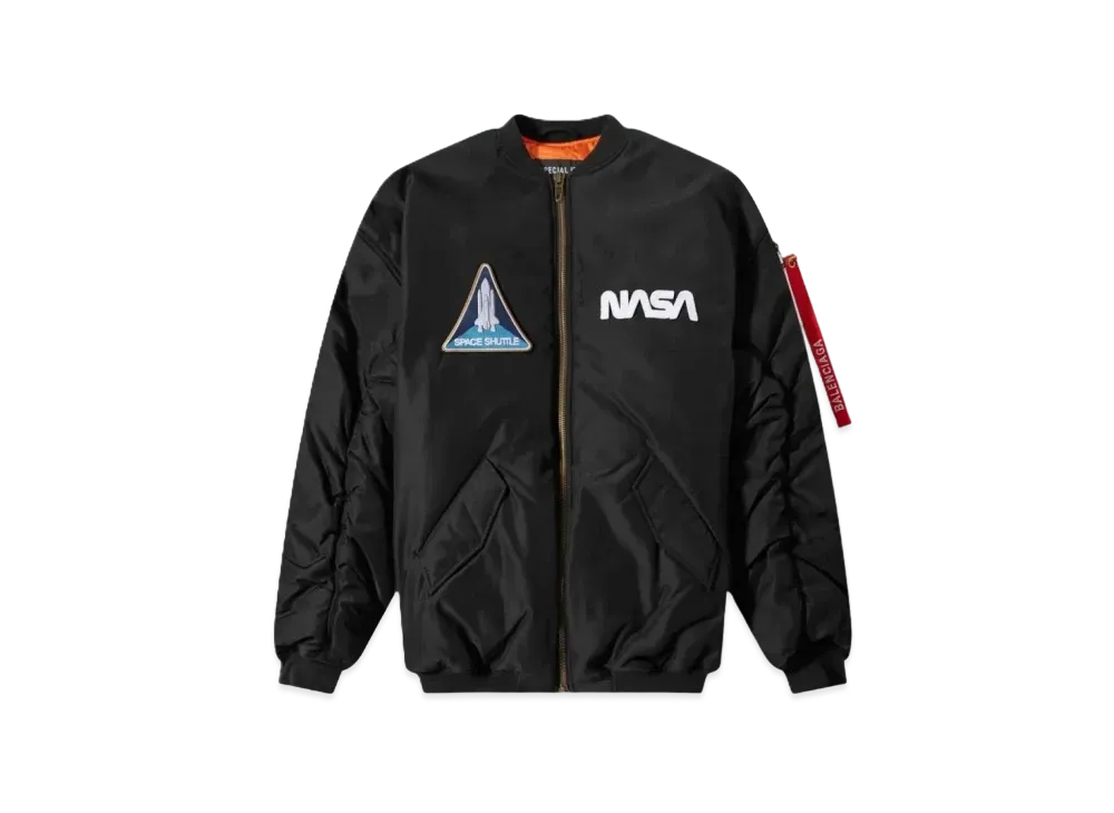 バレンシアガ ナサスペースボンバージャケット "ブラック" 663083TYD311000