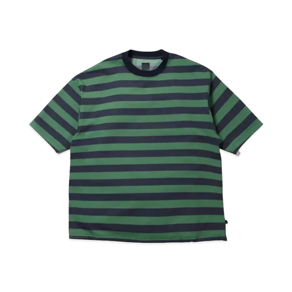 ダイワピア39 テック ドローストリング ボーダー S/S ティー "グリーン x ネイビー"
