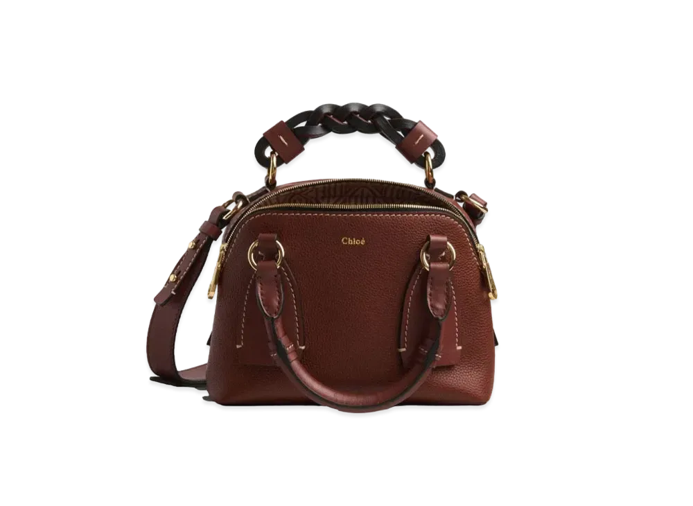 【Chloe】クロエ Namaスニーカー ブラウン バックロゴ入り Chloé Namaスニーカー のホワイト | Chloé JP
