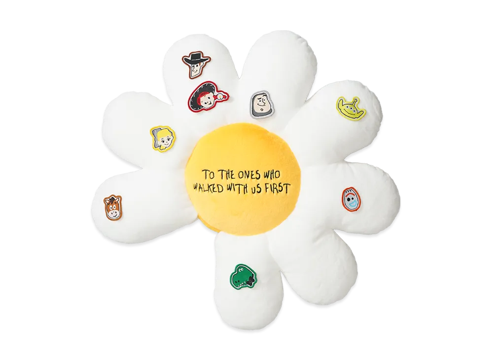 PEACEMINUSONE x Toy Story x Casetify THE FIRST FAN Daisy Cushion "White" / G-DRAGON