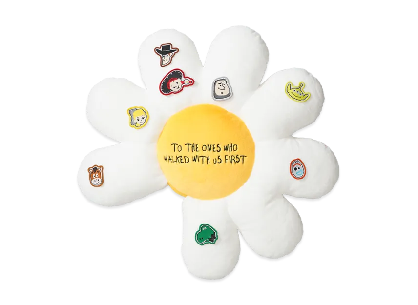 PEACEMINUSONE x Toy Story x Casetify THE FIRST FAN Daisy Cushion PEACEMINUSONE x Toy Story x Casetify THE FIRST FAN Daisy Cushion