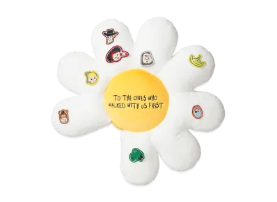 PEACEMINUSONE x Toy Story x Casetify THE FIRST FAN Daisy Cushion "White" / G-DRAGON
