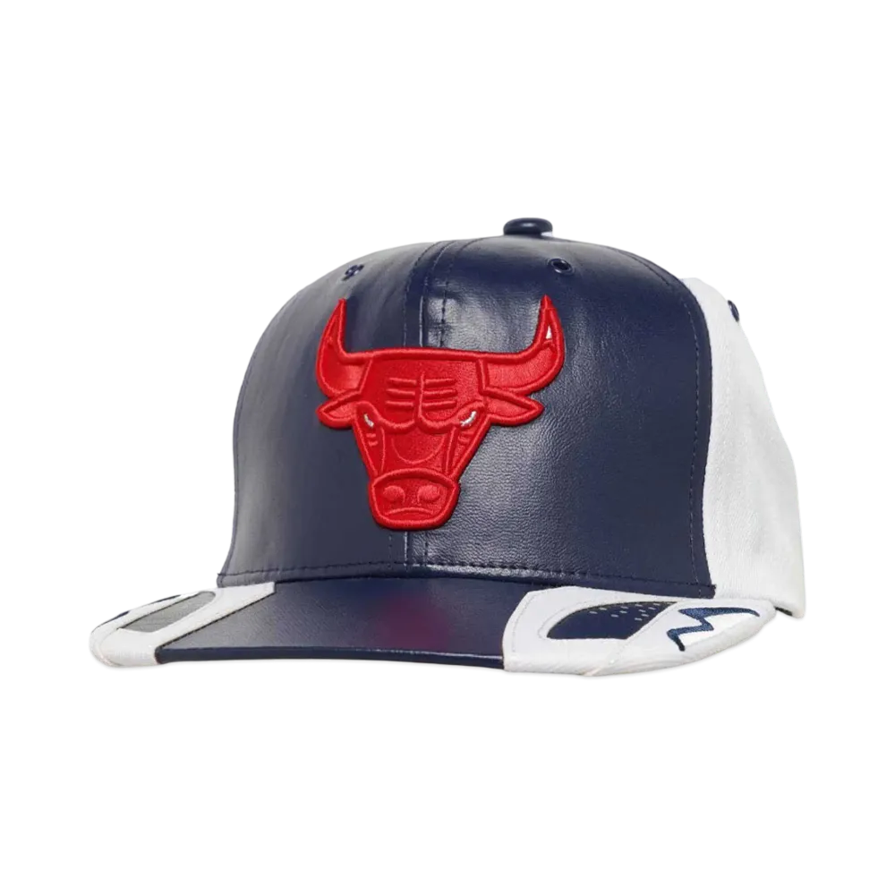 Mitchell&Ness NBA DAY 6 SNAPBACK BULLS "WHITE-NAVY"
