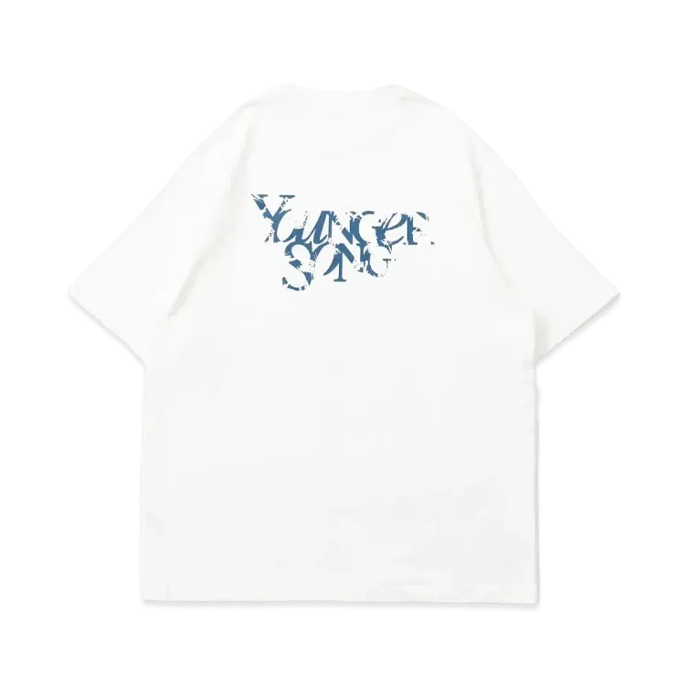 Younger Song pigment Universal logo T "WHITE"