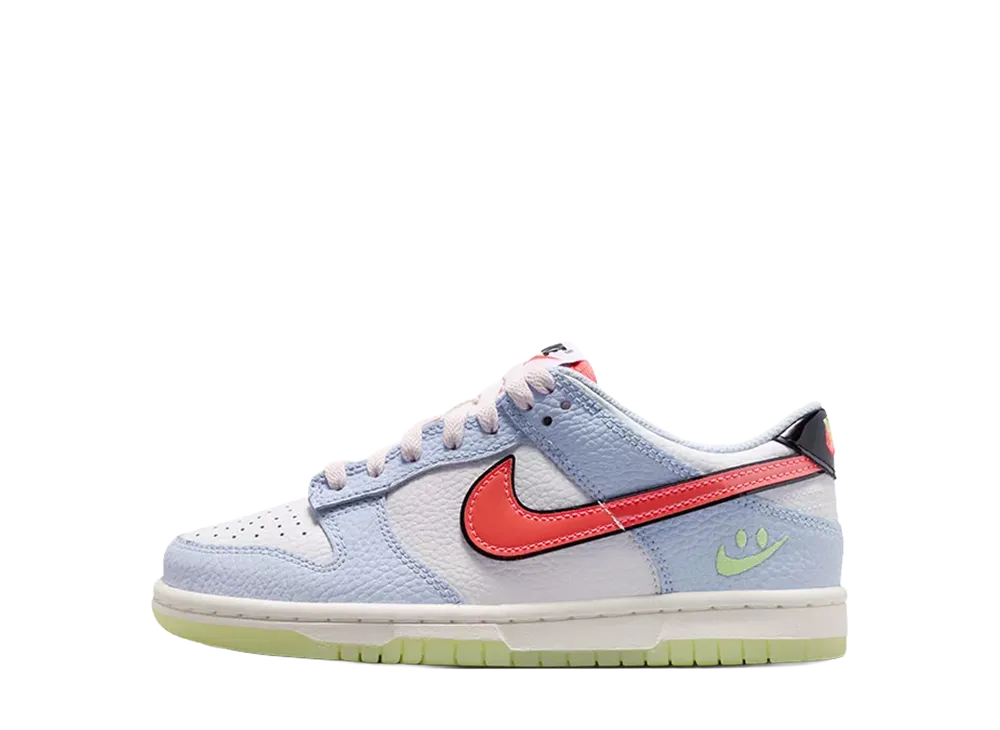 Nike GS Dunk Low "Smiley Swoosh"