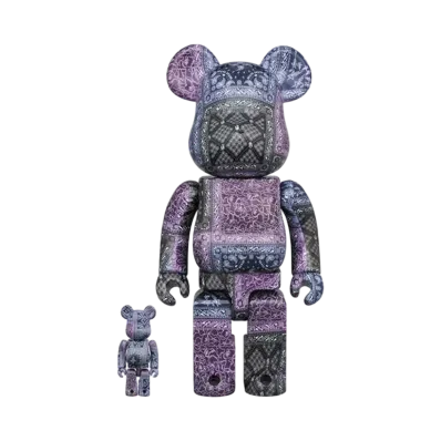 Bearbrick BAPE®︎ BLACK BANDANA 100% & 400%