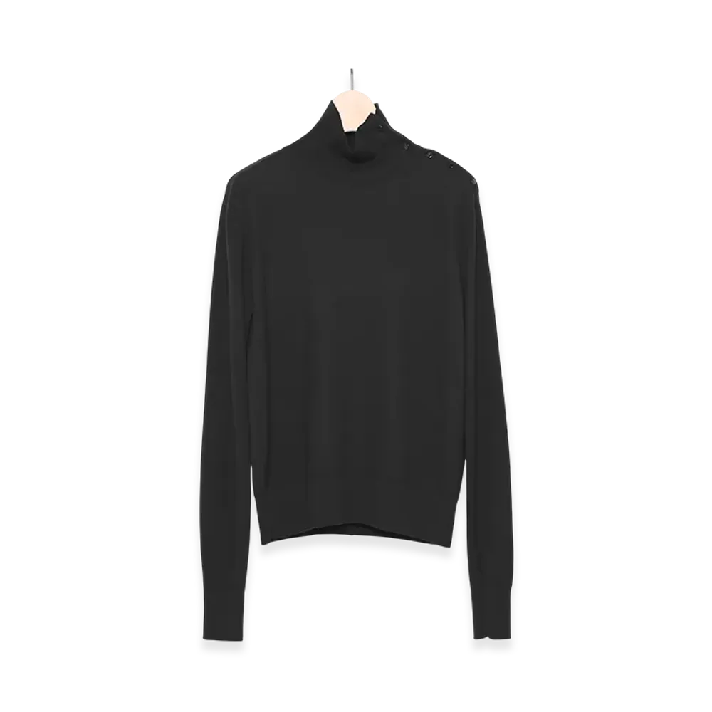 COMOLI Shoulder Button High Neck Knit "Black"