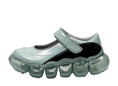 grounds JEWELRY COCOON "Ice Gray Black Enamel/Ice Gray"