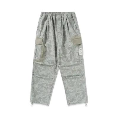 A BATHING APE x ALPHA INDUSTRIES 6-Pocket Pants "Olive"
