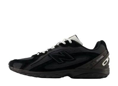 New Balance 204L "Black"