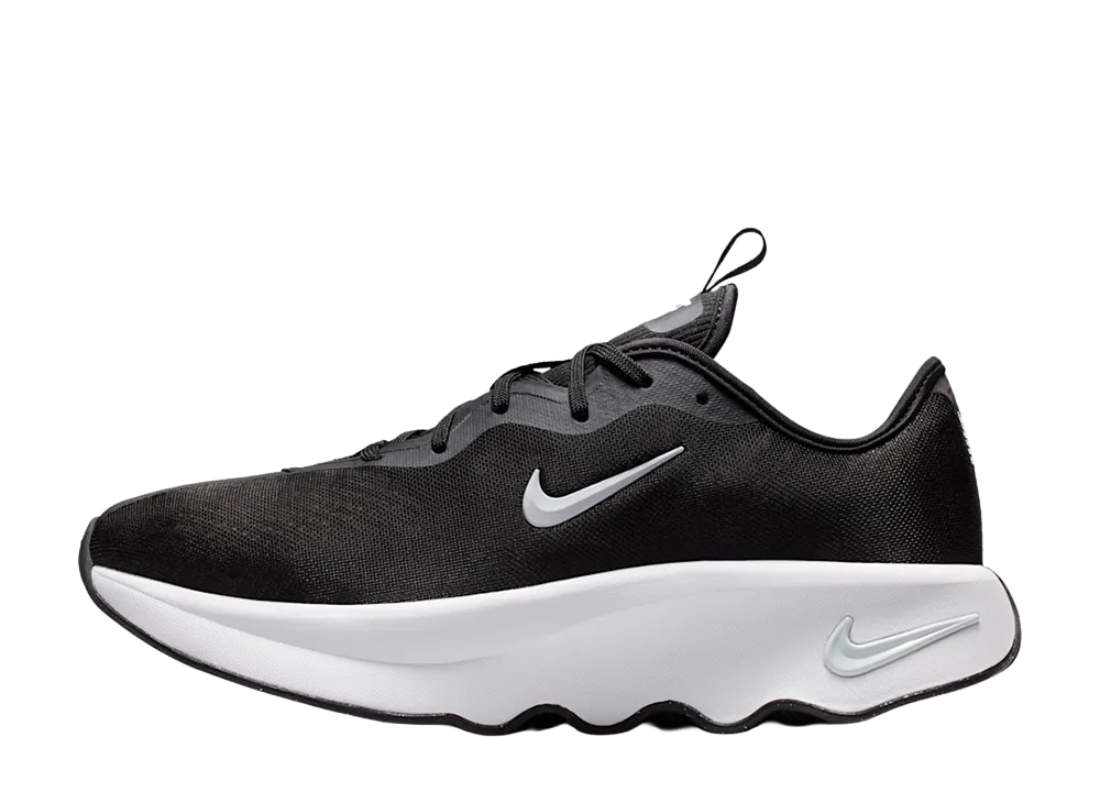 ナイキ ウィメンズ モティバ2 "ブラック/ホワイト"