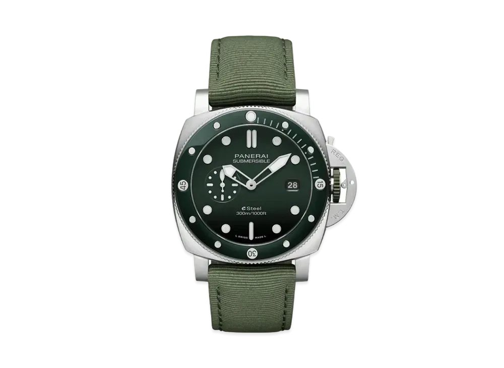 PANERAI Submersible QuarantaQuattro ESteel Verde Smeraldo