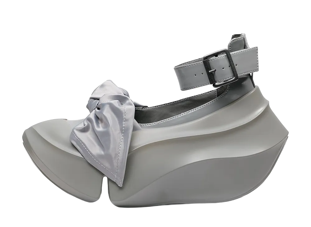 grounds Women's ORCA HANKIE SANDAL "Concrete/Concrete Paint"