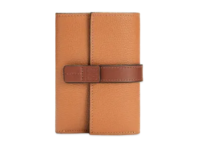 LOEWE Small Vertical Wallet In Soft Grained Calfskin "Light Caramel/Pecan"
