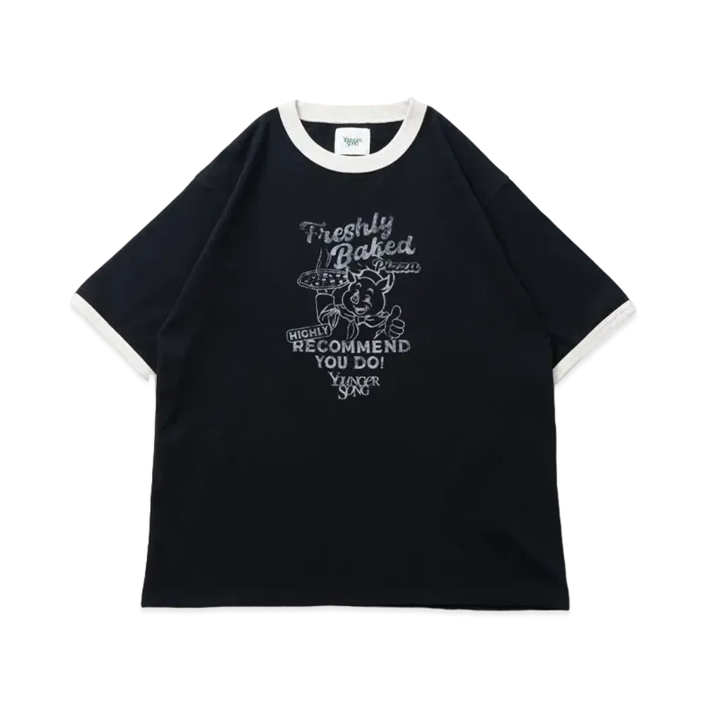 Younger Song chara ringer TEE "BLACK pizza"
