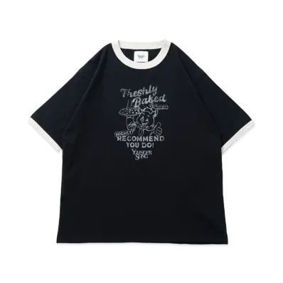 Younger Song chara ringer TEE "BLACK pizza"