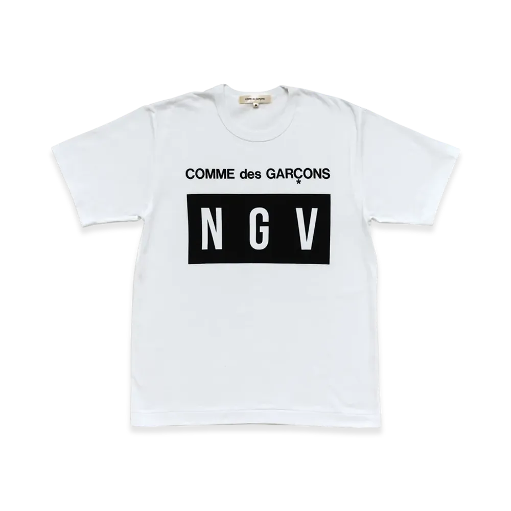 COMME des GARCONS x NGV Horizontal Logo T-shirt "White"