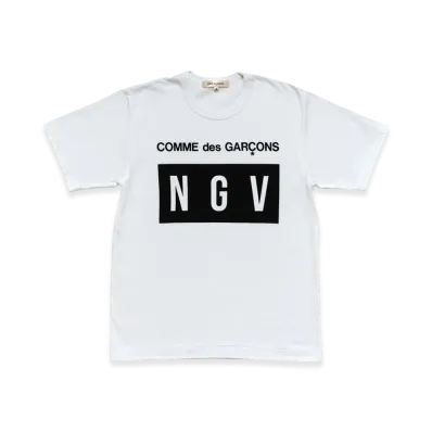 COMME des GARCONS x NGV Horizontal Logo T-shirt "White"