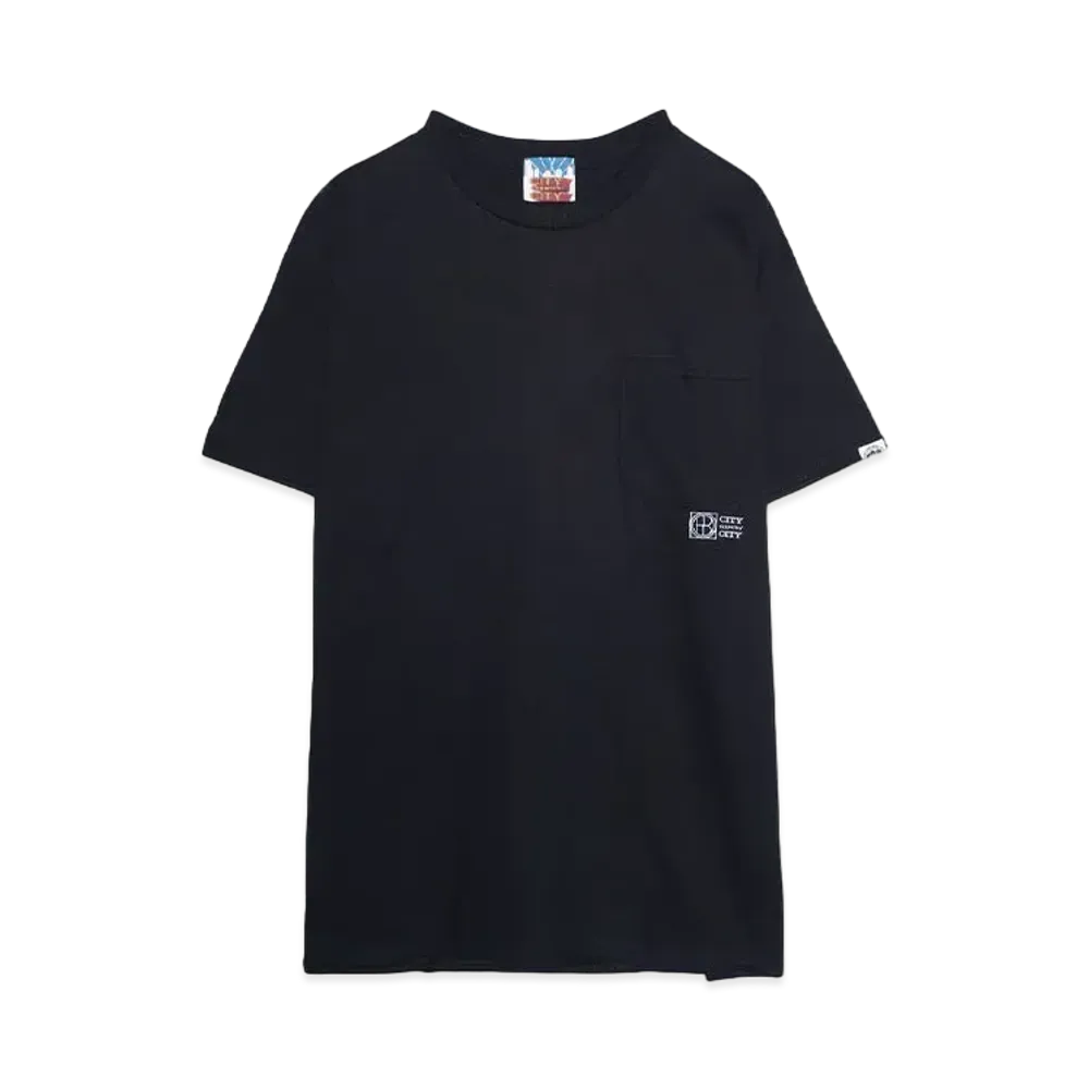 CITY COUNTRY CITY hobo x CITY COUNTRY CITY EMBROIDED LOGO COTTON POCKET T-SHIRT "BLACK"