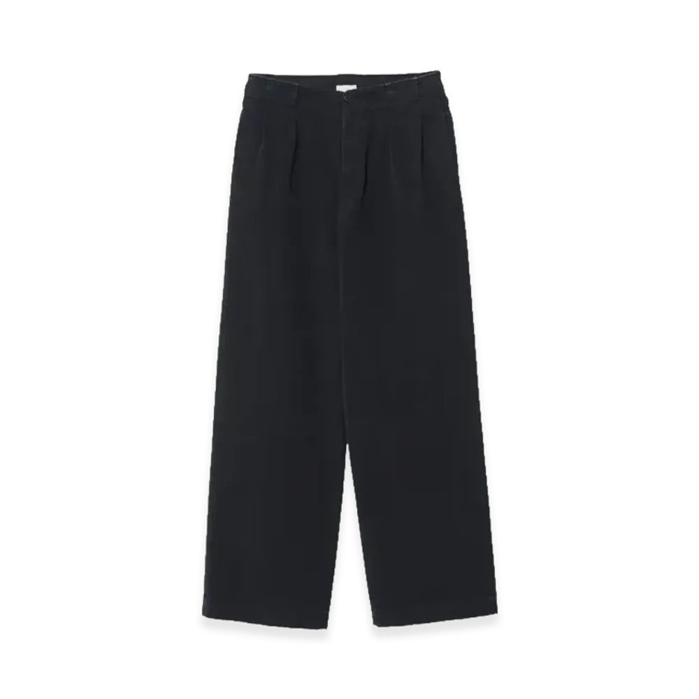 YOKE Peached Cotton Twill Garment-Dye 2Pleated Trousers "Black"