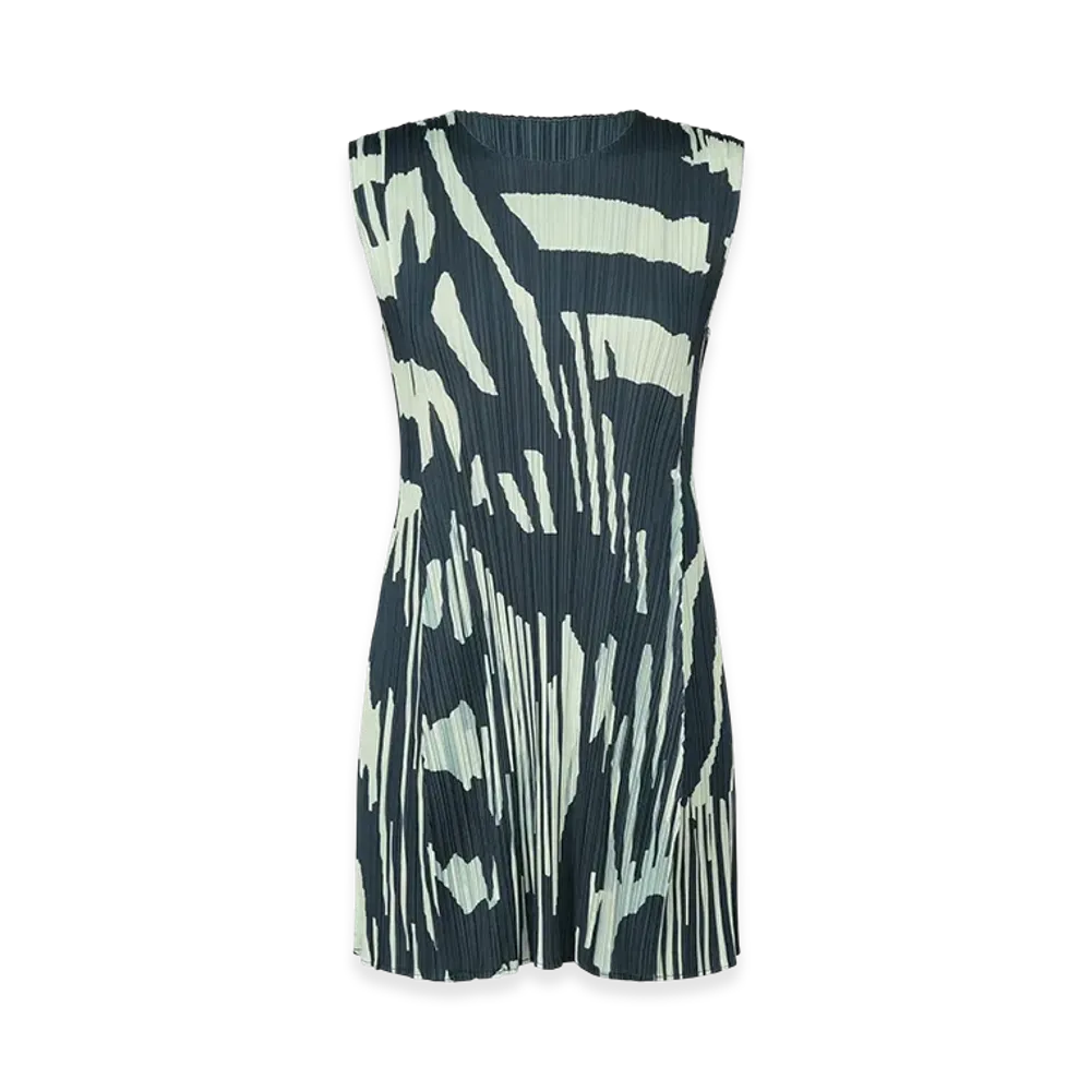 PLEATS PLEASE ISSEY MIYAKE Refraction "Grayish Navy"