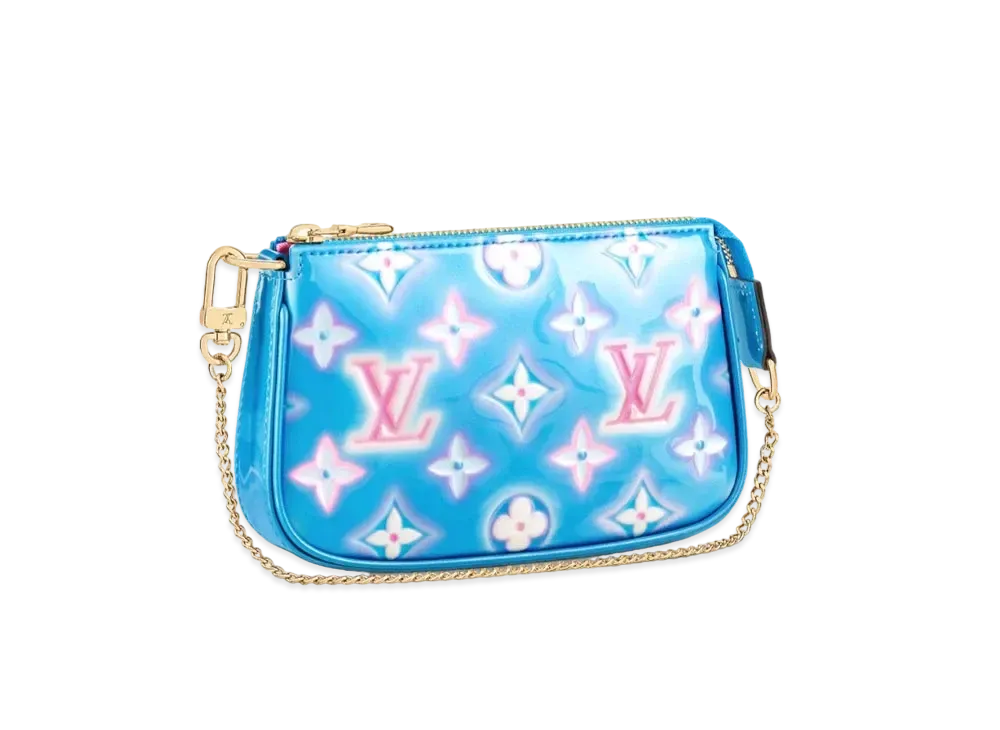 Louis Vuitton Mini Pochette Accessoire Vernis "Baby Blue Neon"