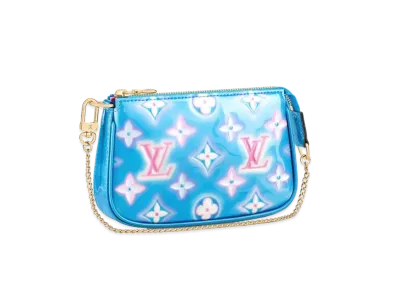 Louis Vuitton Mini Pochette Accessoire Vernis "Baby Blue Neon"