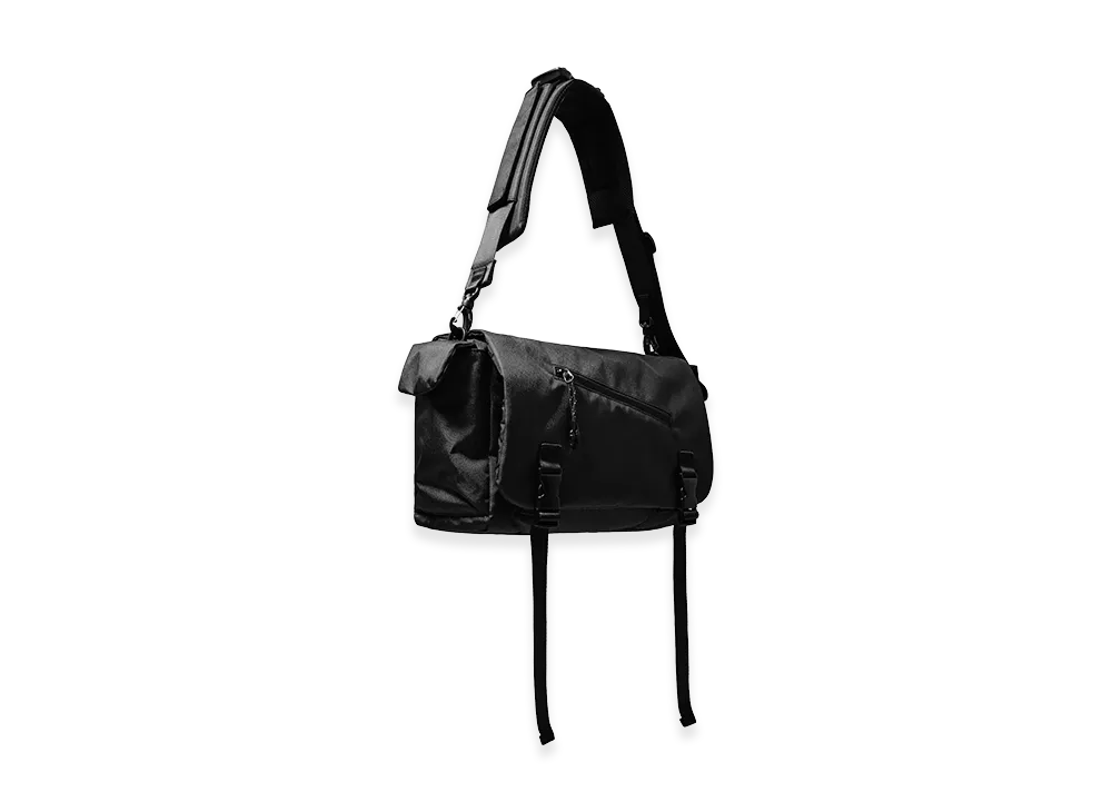CLESSTE Journey Cross Messenger Bag "Black"