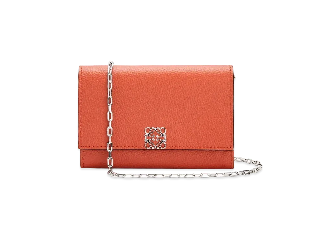 LOEWE Anagram Wallet On Chain In Pebble Grain Calfskin "Pumpkin"