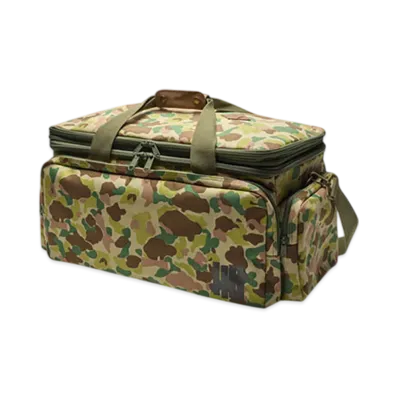 UNDEFEATED Duck Camo Duffle "Camo"