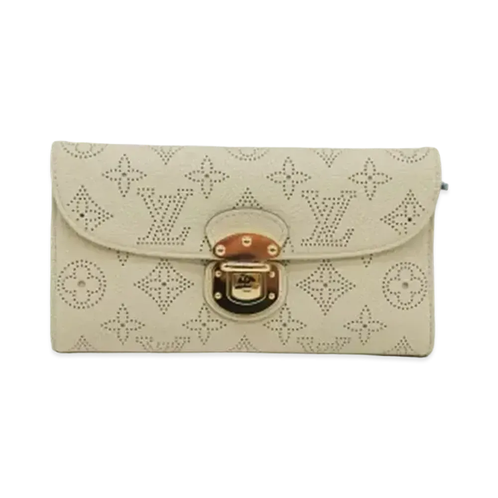 Louis Vuitton Amelia Wallet Mahina "Opal"