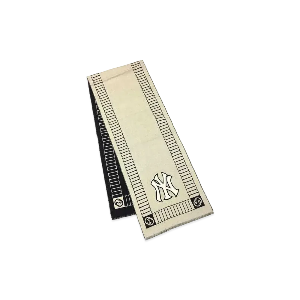 GUCCI x NY Yankees Logo Scarf