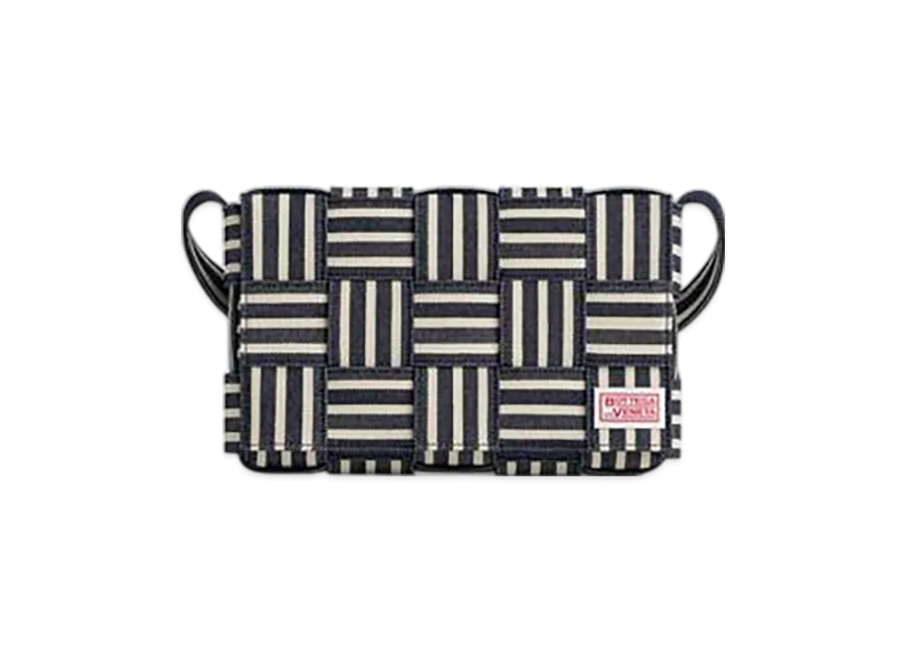 Bottega Veneta Cassette "Navy/White/Black"