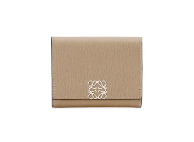 LOEWE Anagram Square Coin Cardholder In Pebble Grain Calfskin "Sand"