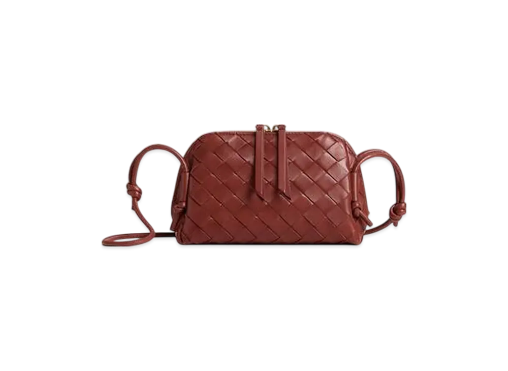 【関税送料込】BOTTEGA VENETA Concert Pouch Sapele Bottega Veneta® Women's Concert Pouch in Sapele. Shop online