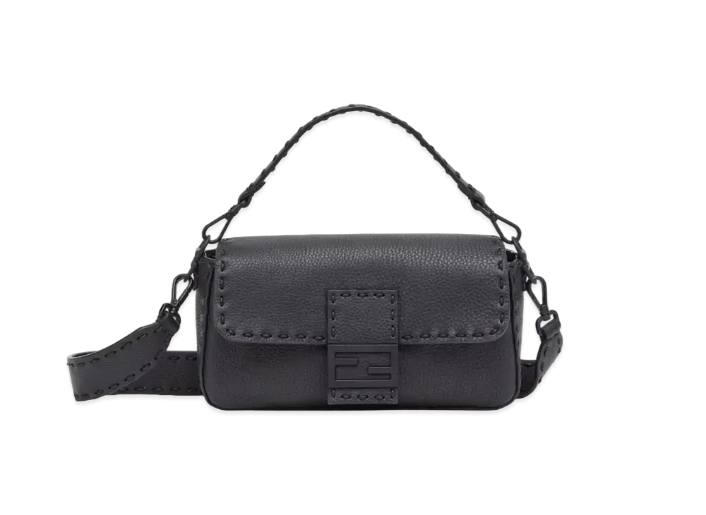 FENDI Regular Baguette "Black"