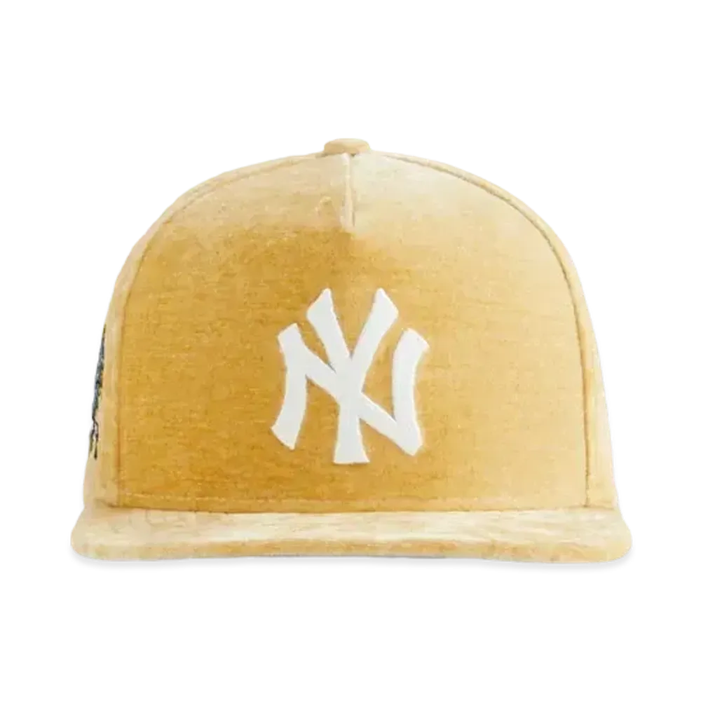 Kith x New Era x the New York Yankees Chenille 9Fifty A-Frame Snapback "Sharp"