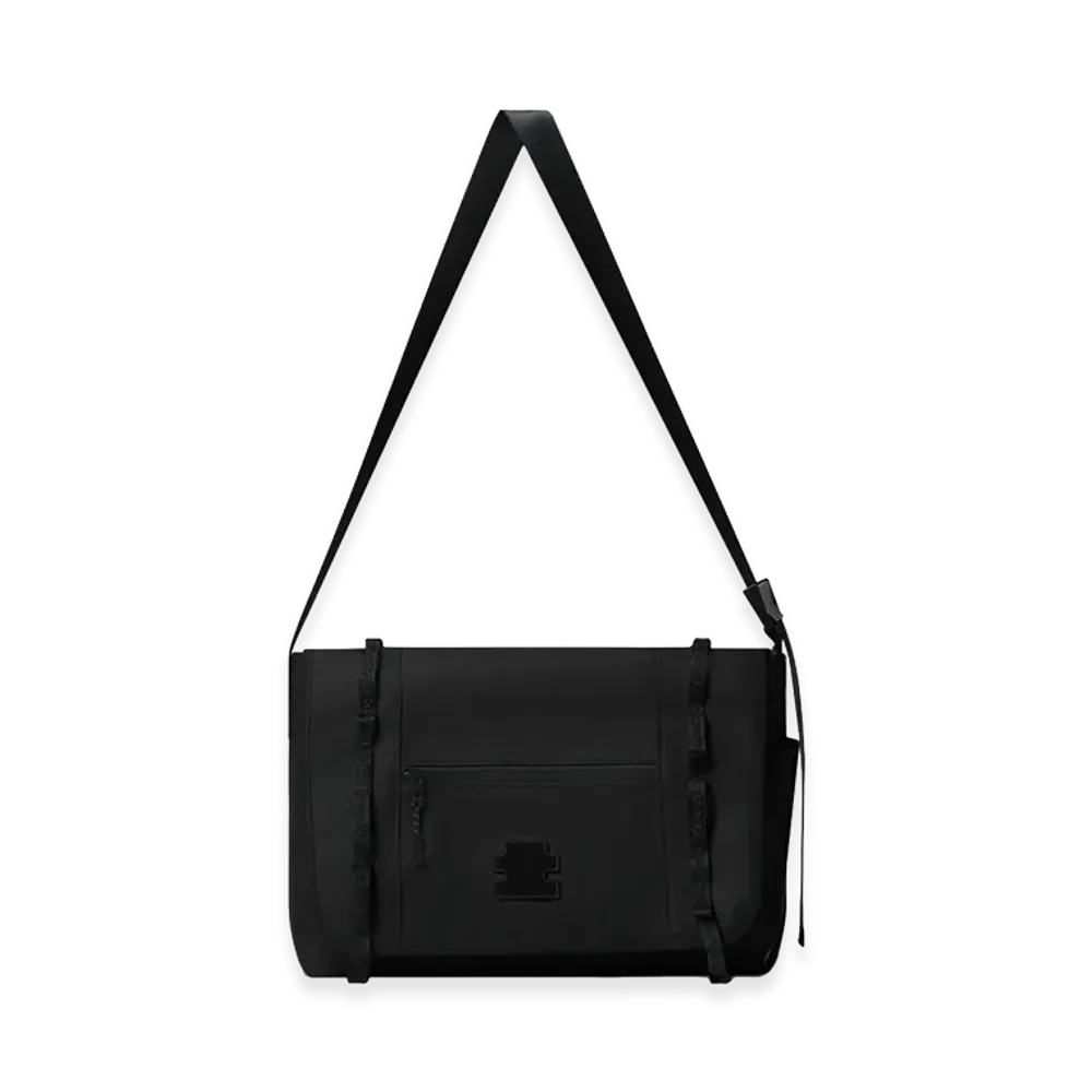 BlackEyePatch OG Label Messenger Bag "Black"