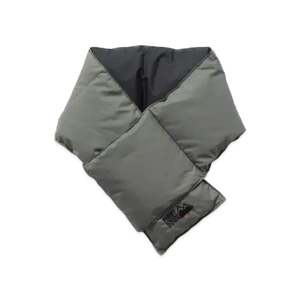 FIRST DOWN REVERSIBLE DOWN MUFFLER "Olive/Black"