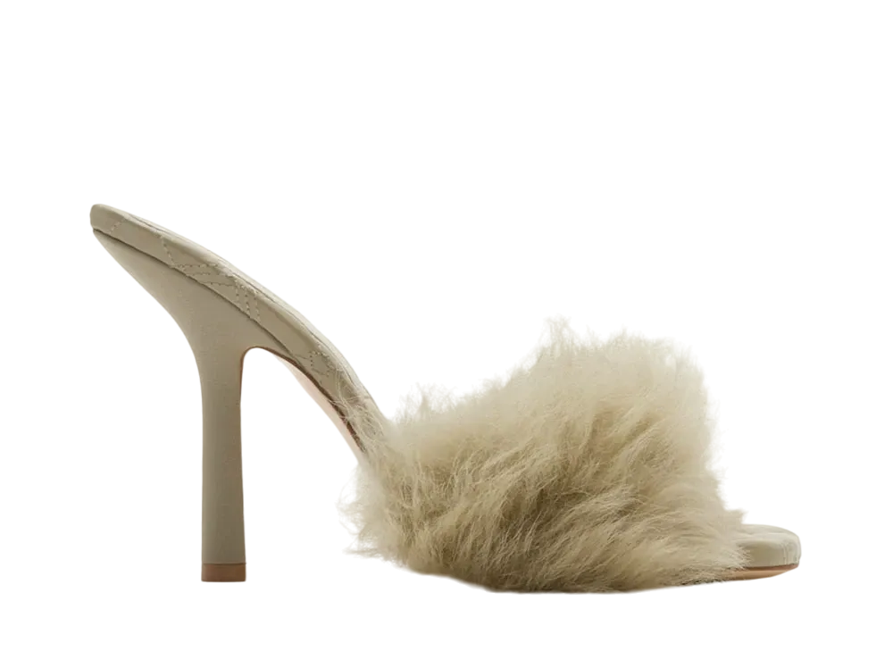 Burberry Shearling B Minnie Mules "Field"