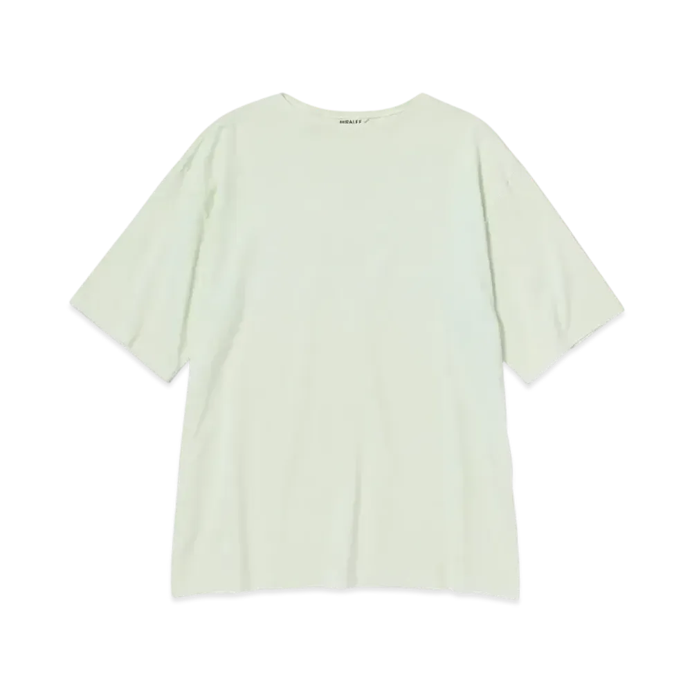 オーラリー ラスター プレーティング ボートネック Tシャツ "アイボリーピスタチオ"