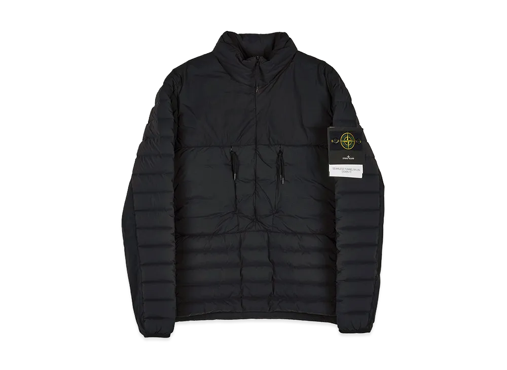 Stone Island Seamless Tunnel Nylon Down-TC Anorak "Black"