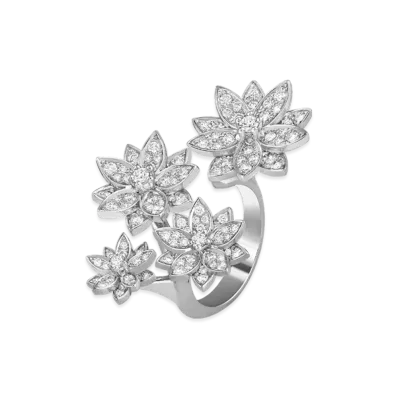 Van Cleef & Arpels Lotus Entre les Doigts ring 4 flowers "18K White gold/Diamond"