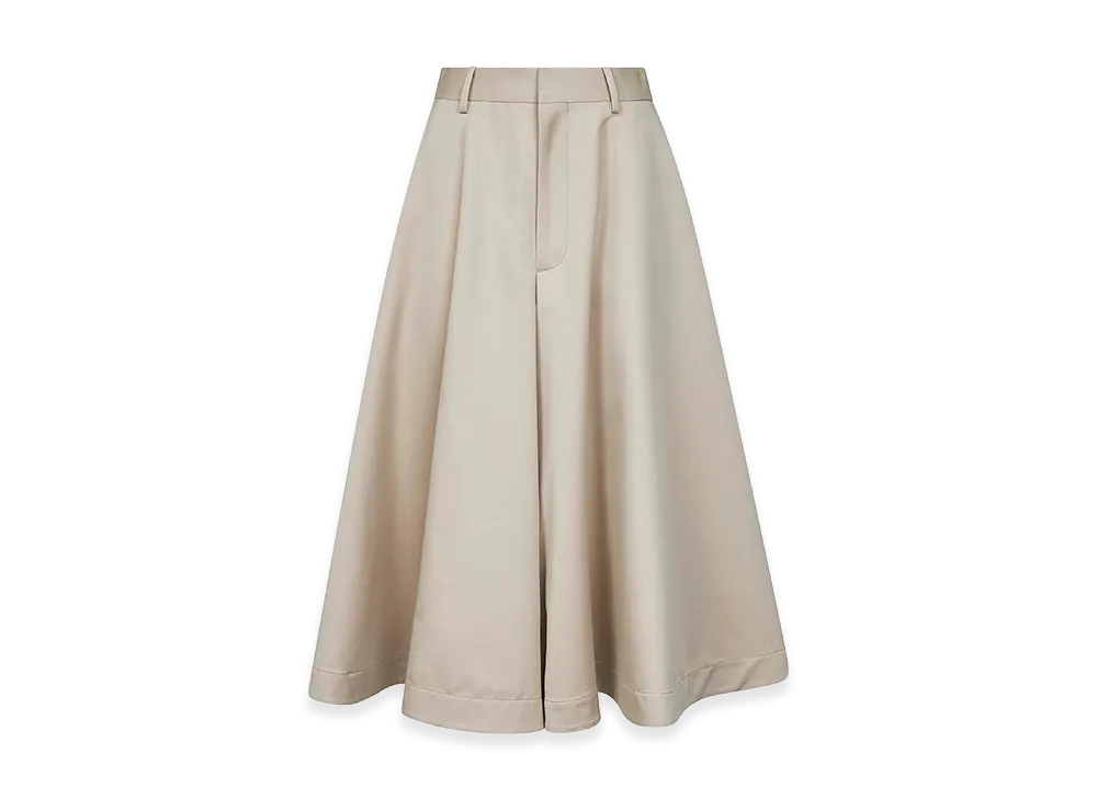 Bottega Veneta Women's Sand Twill Bermuda Shorts "Beige"