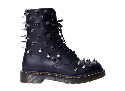 JUNYA WATANABE × Dr.Martens Studded Custom Boots "Black"