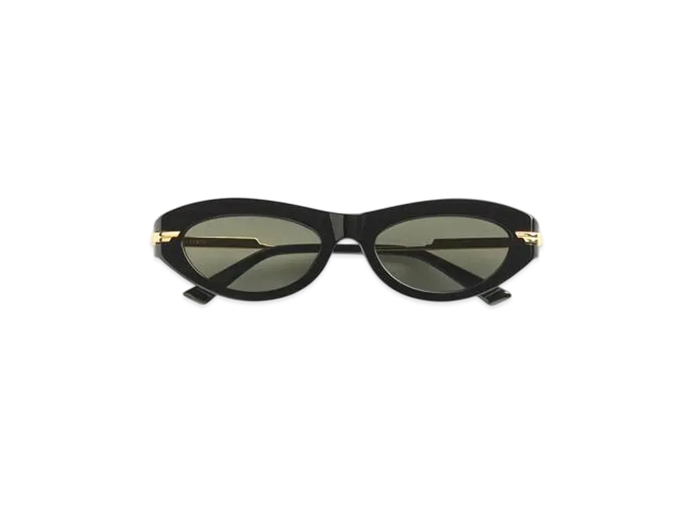 Bottega Veneta Classic Cat Eye Sunglasses "Black/Grey"
