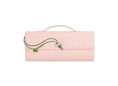 Bottega Veneta Andiamo Clutch "Seashell"