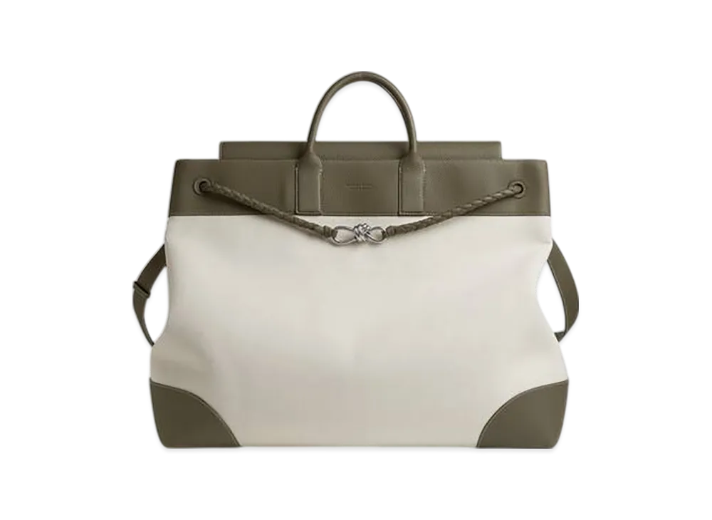 Bottega Veneta Maxi Andiamo Voyager "Natural/Cypress"