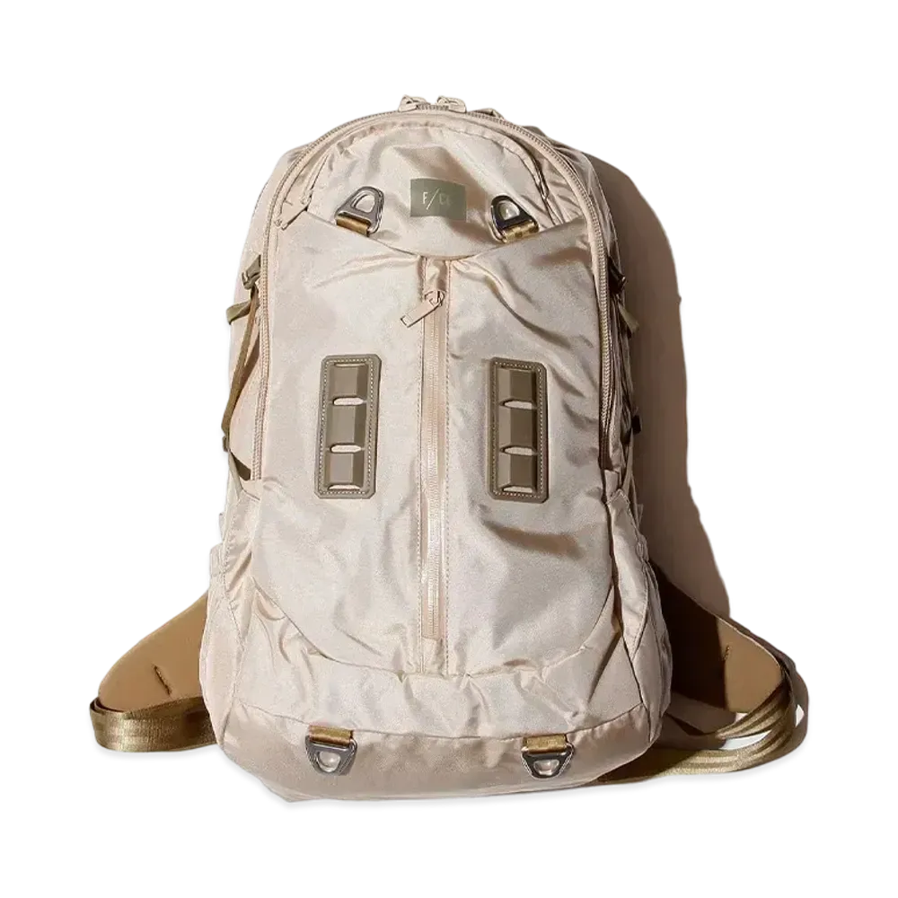 F/CE. Robic Daytrip BP "Beige"