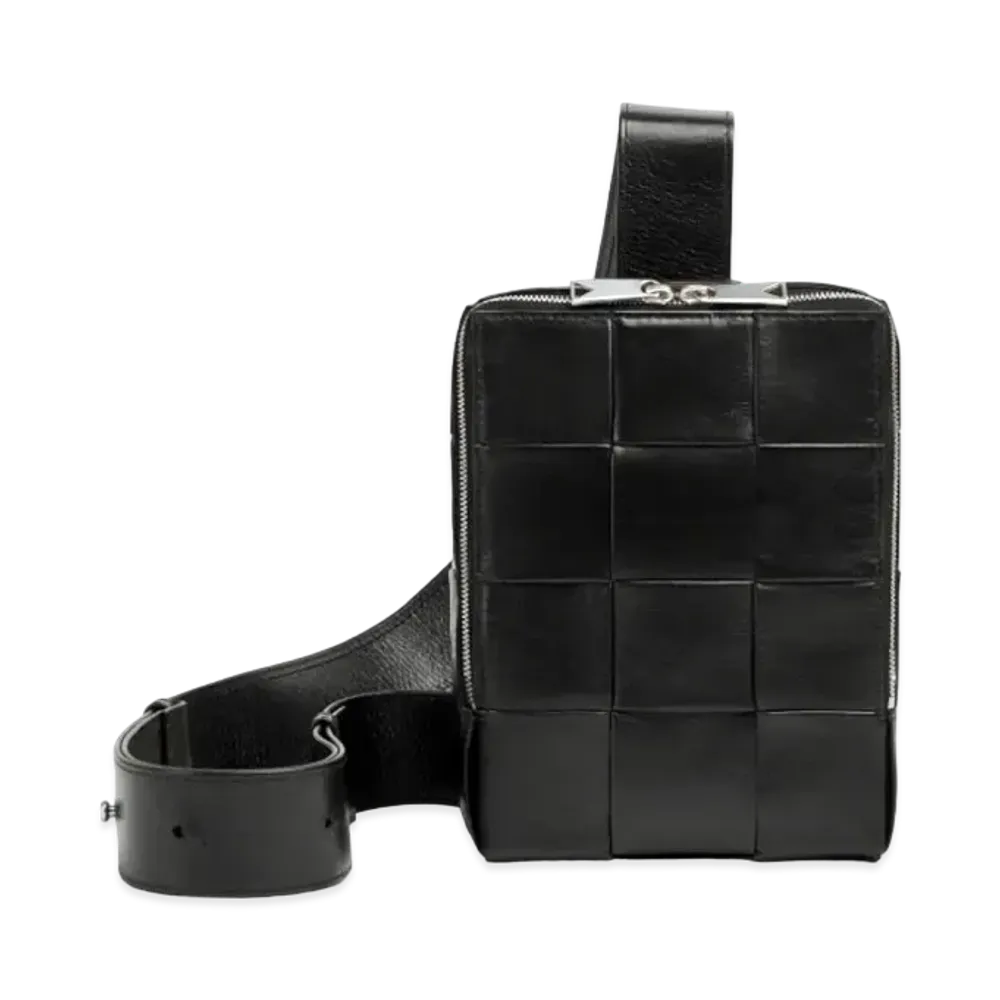 Bottega Veneta Cassette "Black"